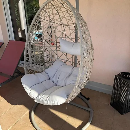Rez De Jardin, Piscine Privative De Standing