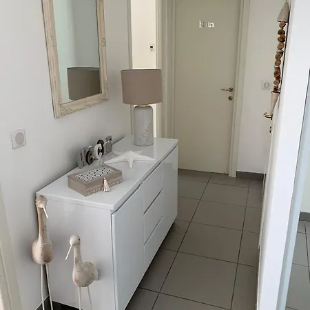 Rez De Jardin, Piscine Privative De Standing *